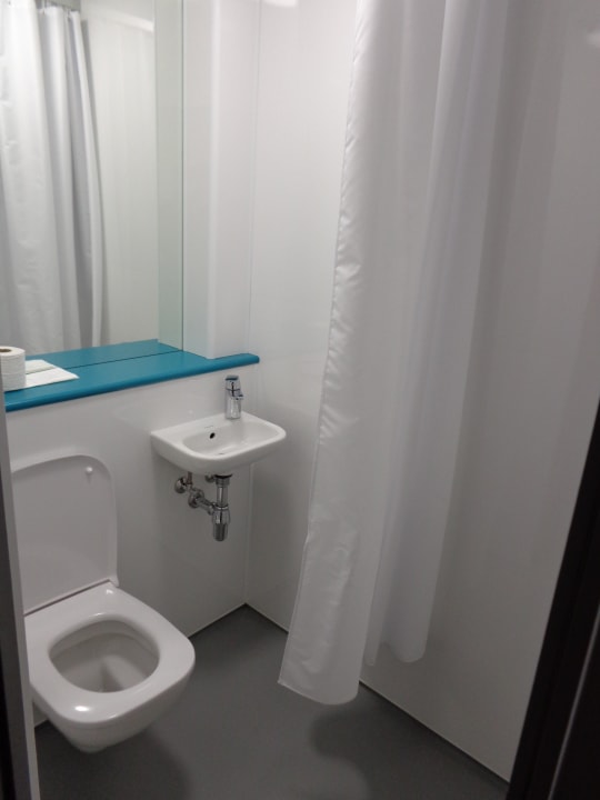 Bad EasyHotel London Old Street