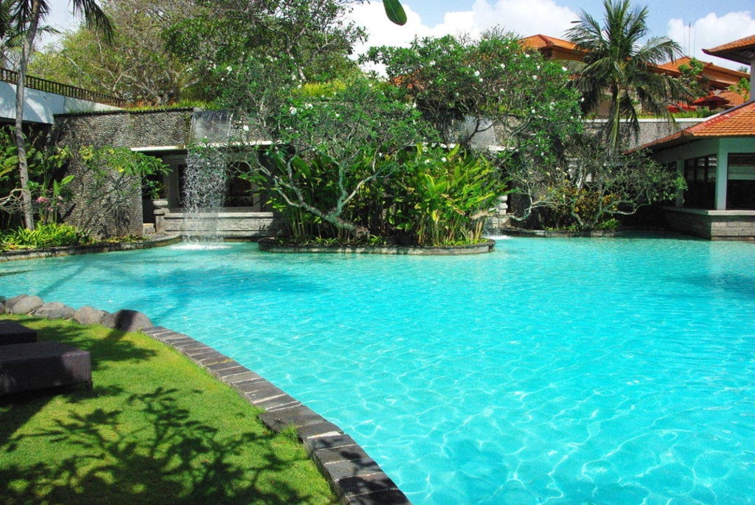 Hauptpool mit Wasserfall The Laguna A Luxury Collection Resort & Spa