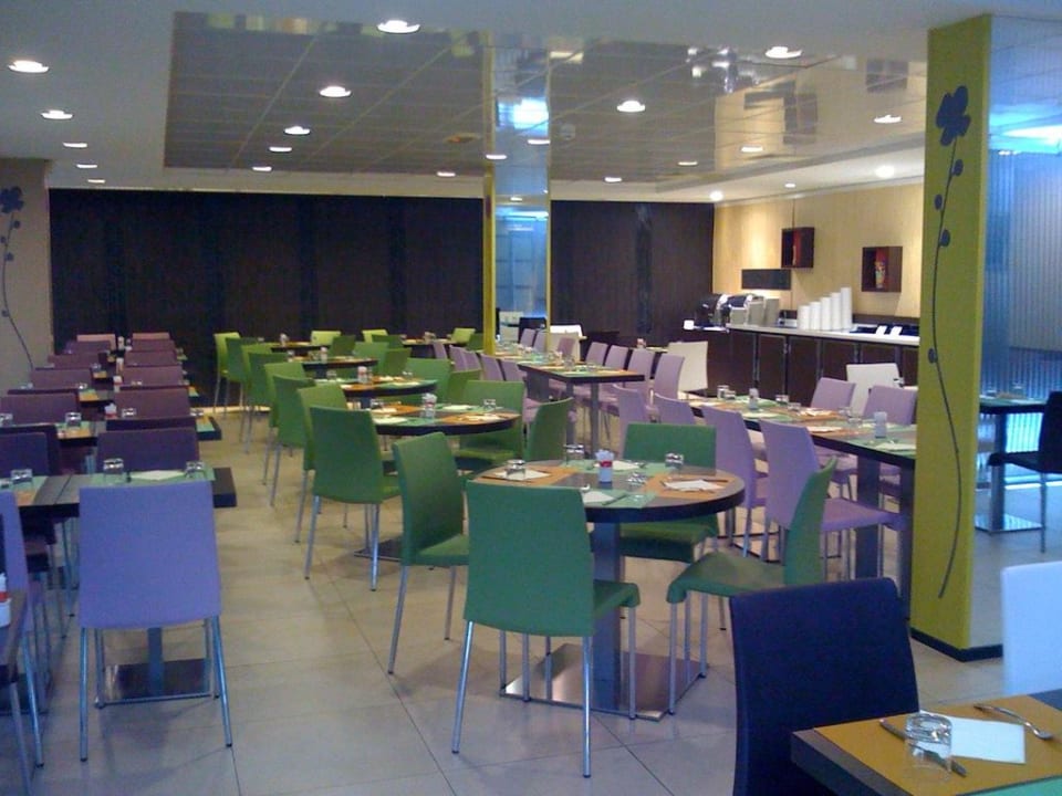 Frühstücksraum Holiday Inn Express Paris Canal de la Villette