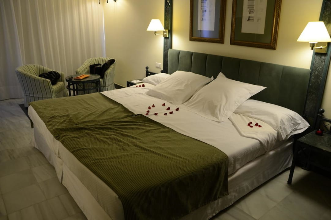 Doppelbett ist bequem und immer gemacht Paradisus by Meliá Salinas Lanzarote