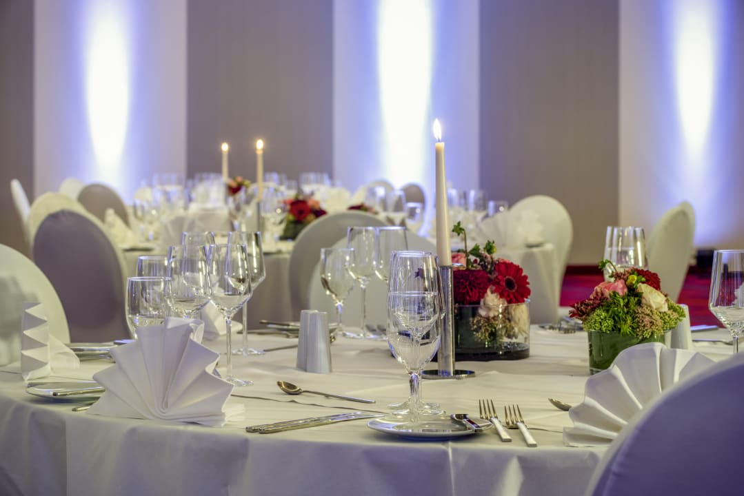 Gastro Mövenpick Hotel Stuttgart Airport