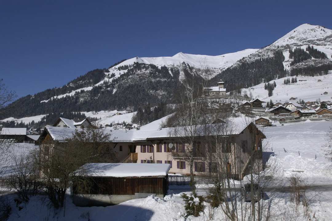 Außenansicht Jugendherberge Château-d'Oex