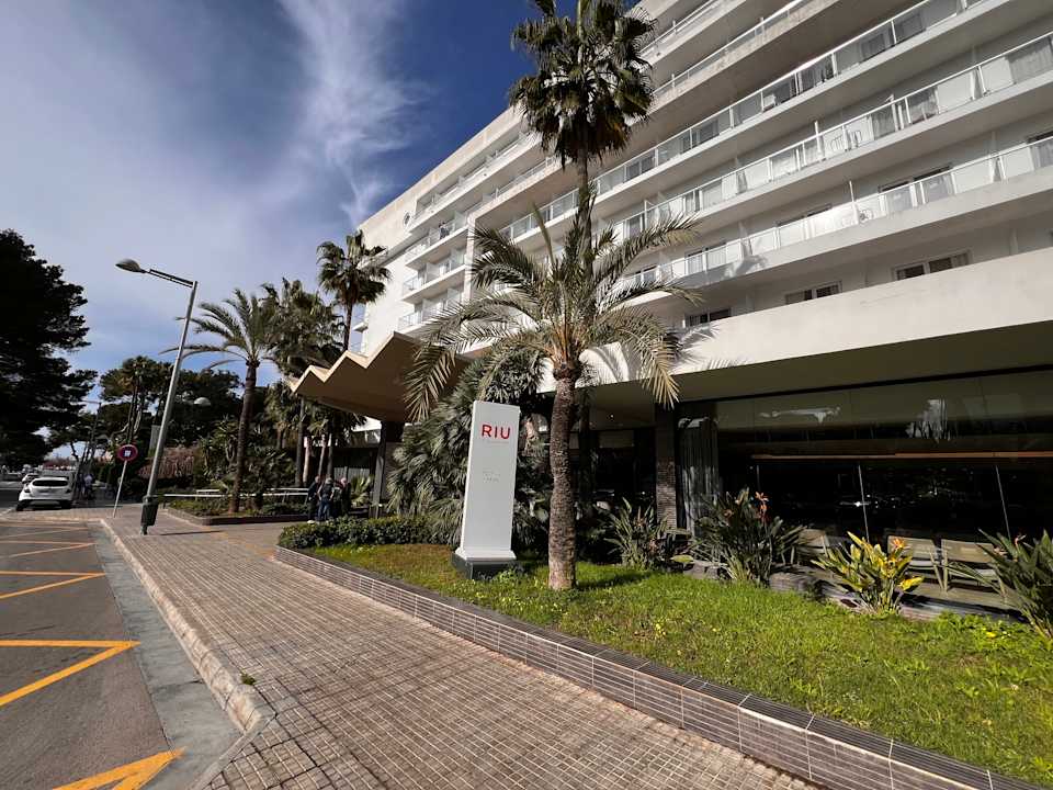 Außenansicht Hotel Riu Festival