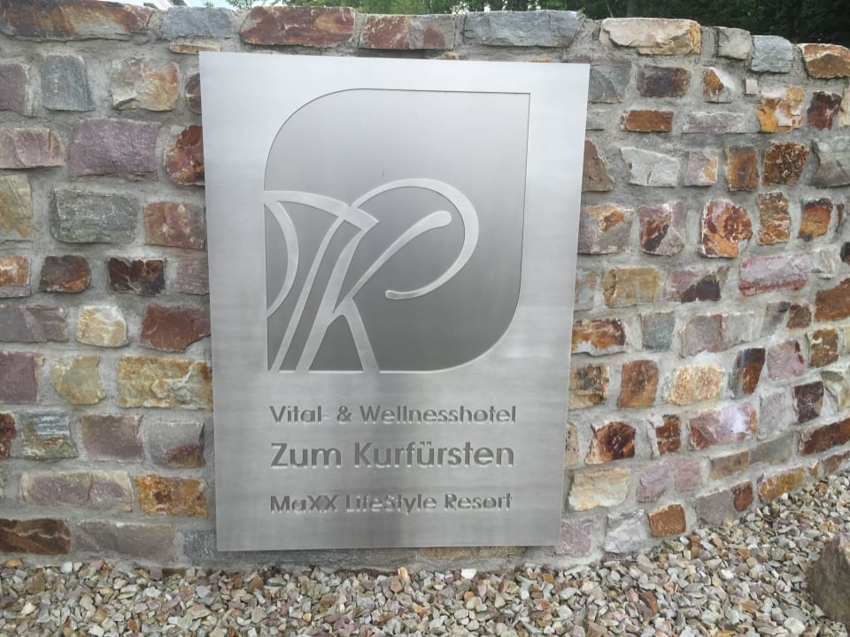 Eingang LIFESTYLE Resort Zum Kurfürsten