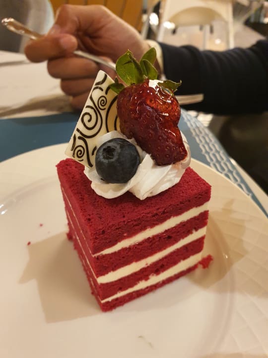 Gastro Serenity Queen Hotel