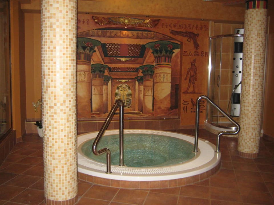 Jacuzzi-platne Hotel Rigga