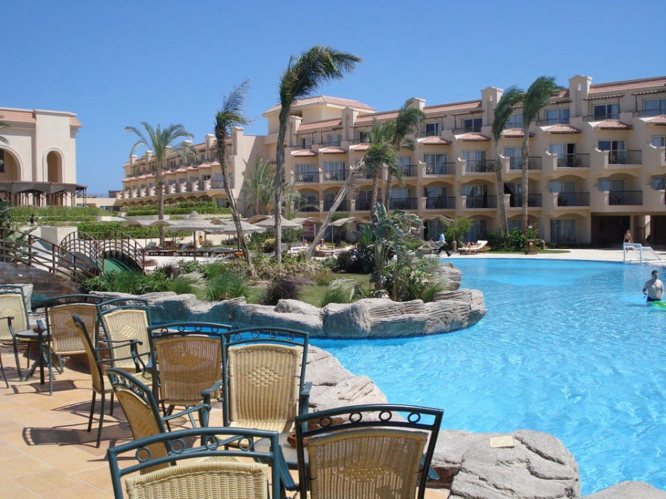Bazén Pyramisa Beach Resort Sahl Hasheesh