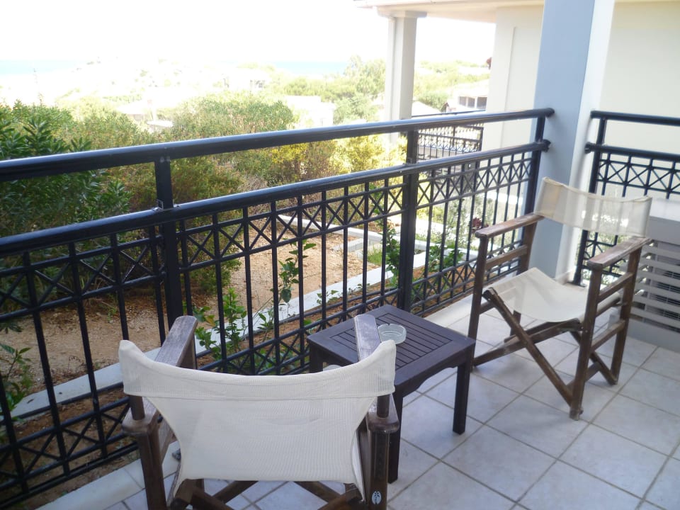 Balkon mit Meerblick Zimmer 801 The Bay Hotel & Suites