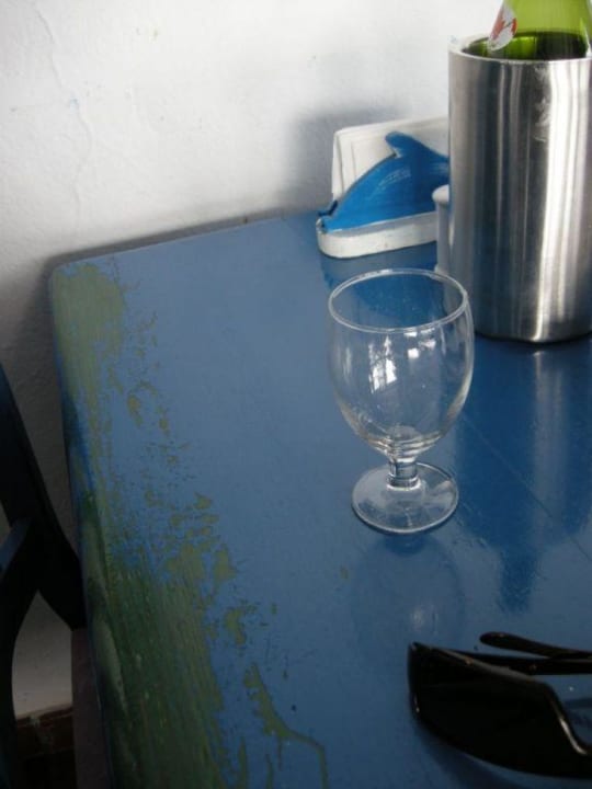 Stühle und Tische vom Strandrestaurant Aldiana Club Fuerteventura