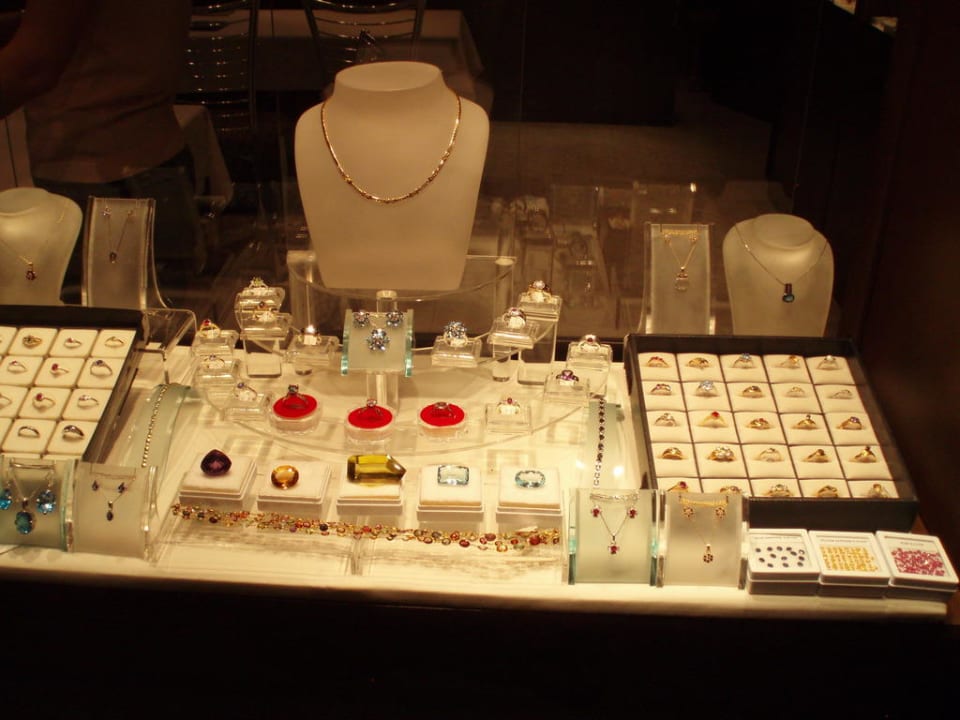 Geschäft Adaaran Select Hudhuran Fushi - Premium All Inclusive