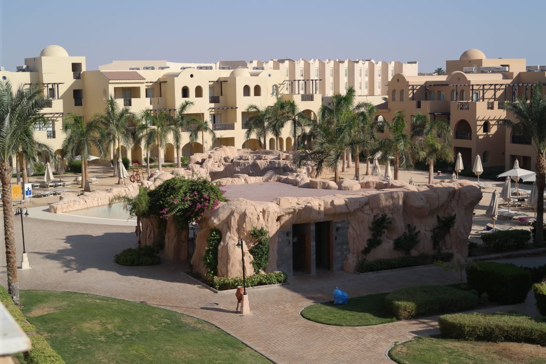 Vom Balkon Richtung Wellenbad Stella Garden Resort & Spa, Makadi Bay