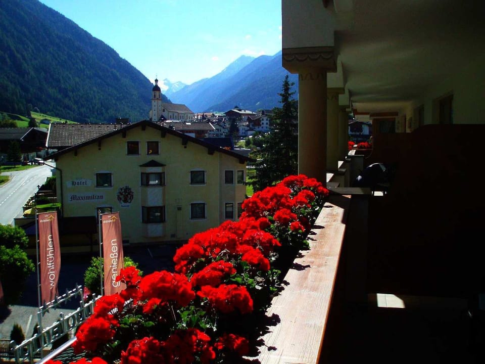 Blick v. Hotelzimmer Hotel Der Stubaierhof Neustift