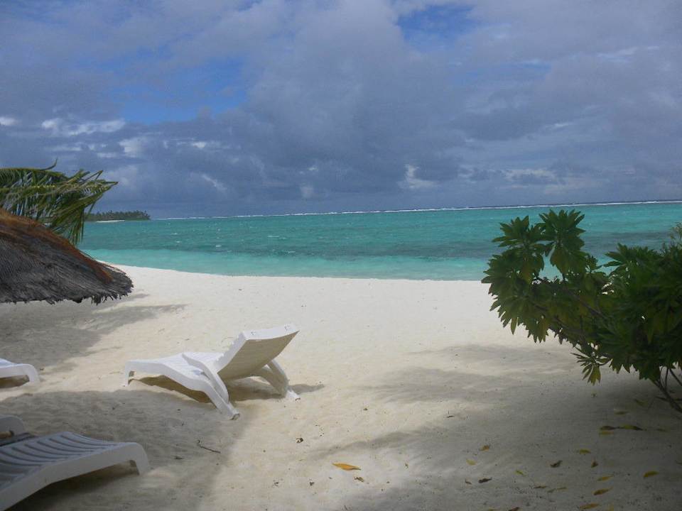 Wunderschöner Strandabschnitt Summer Island Maldives