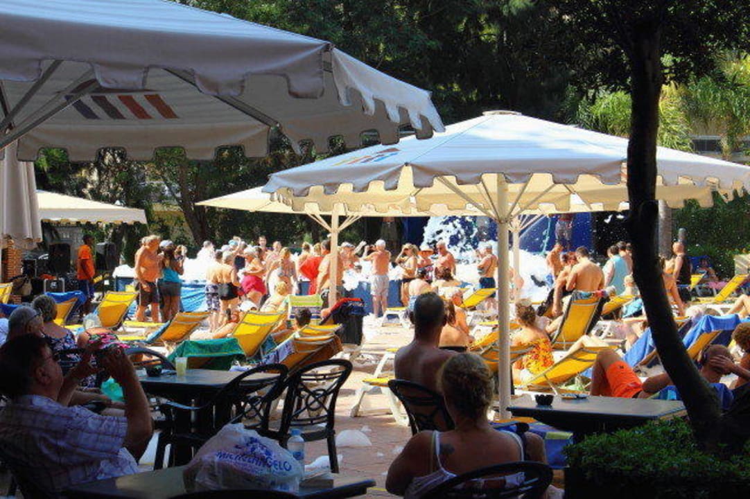 Schaumparty: Wie ideenreich! Ohtels Villa Romana