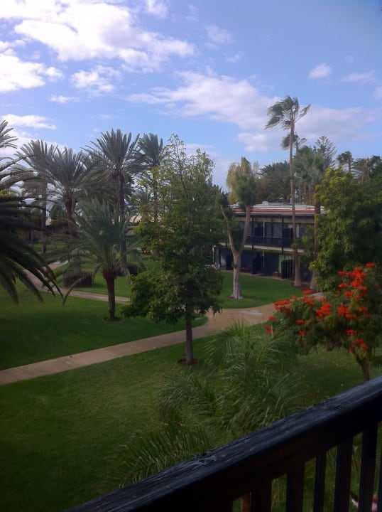 Vom Balkon in die Anlage ROBINSON JANDIA PLAYA