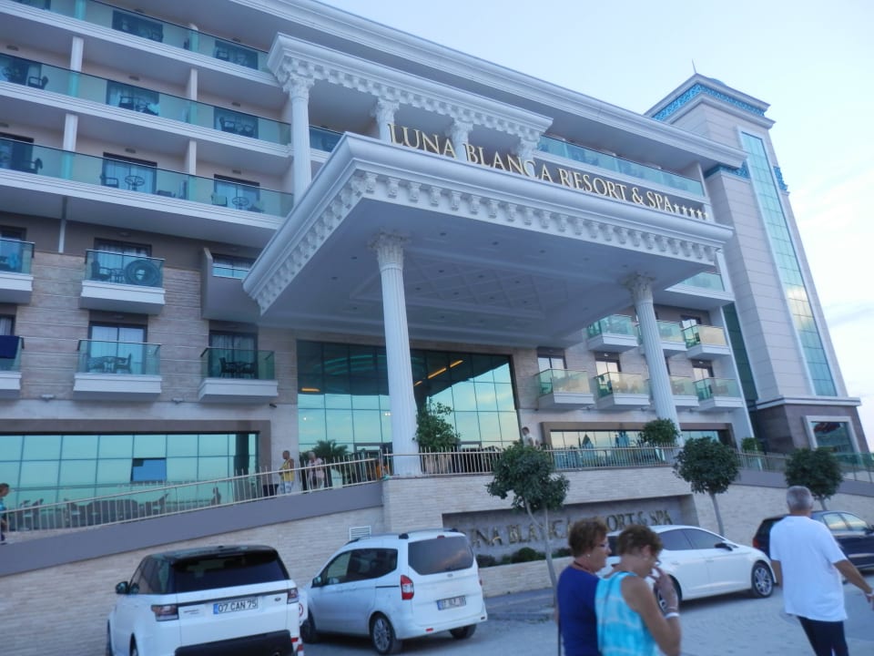 Hotel eingang Luna Blanca Resort & Spa