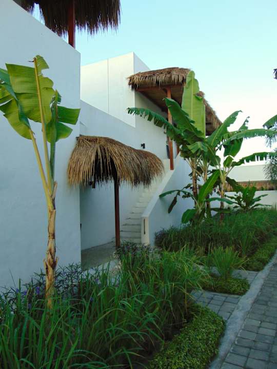 Außenansicht Amber Lombok Beach Resort