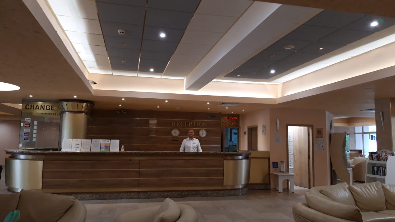 Lobby Hotel Sandy Beach