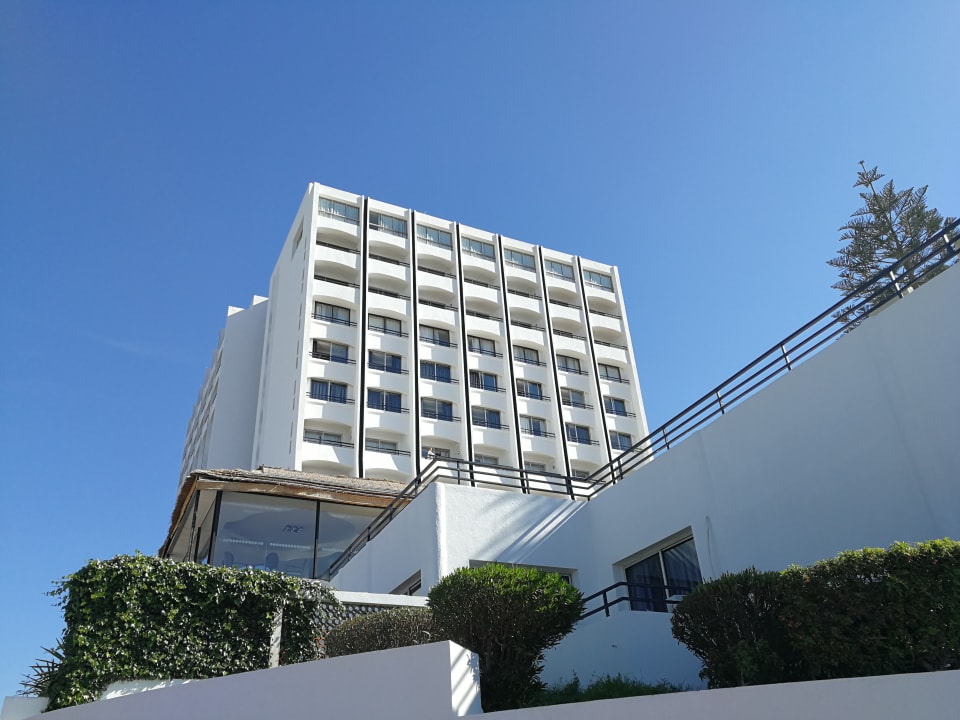 Anezi Anezi Tower Hotel