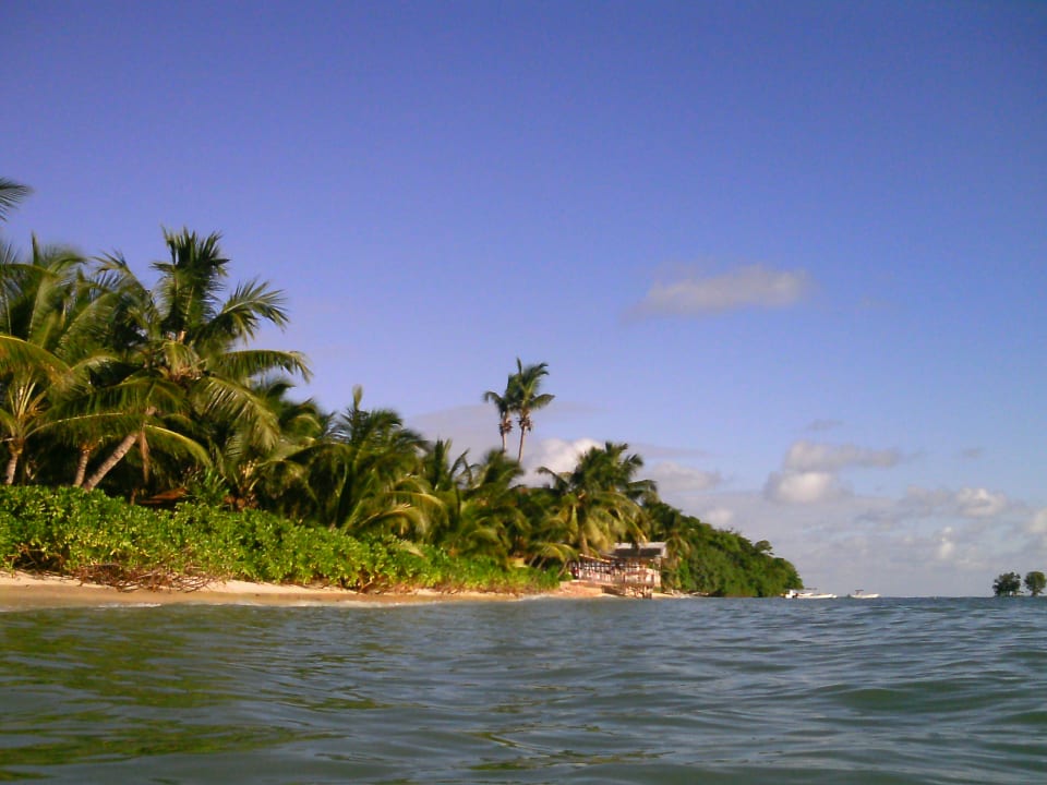 Strand bei Flut La Digue Island Lodge