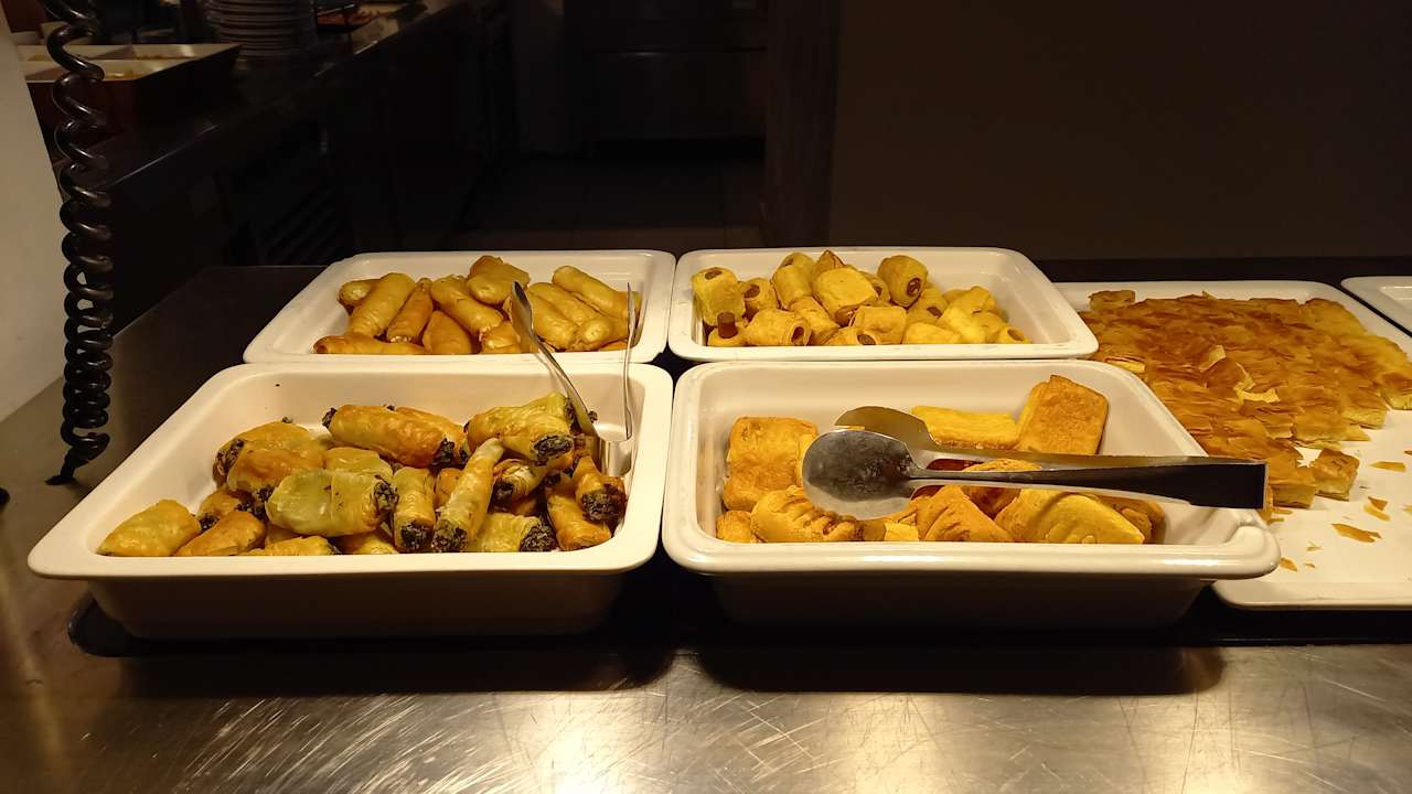 Gastro Hotel Lagomandra Beach