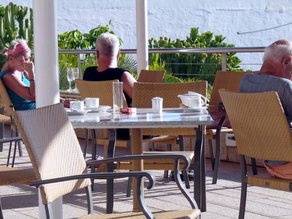 Terrasse vor der Piano-Bar Landmar Playa La Arena