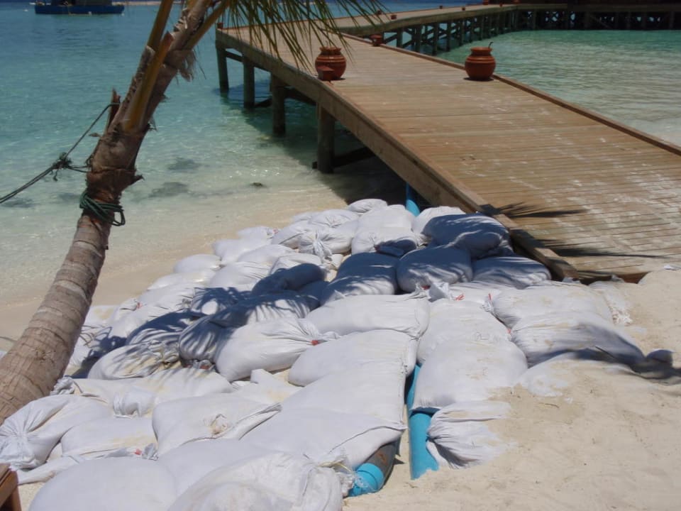 Asian Wok Yetti Vilamendhoo Island Resort & Spa