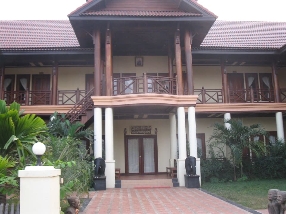 Haupthaus Hotel Pon Arena