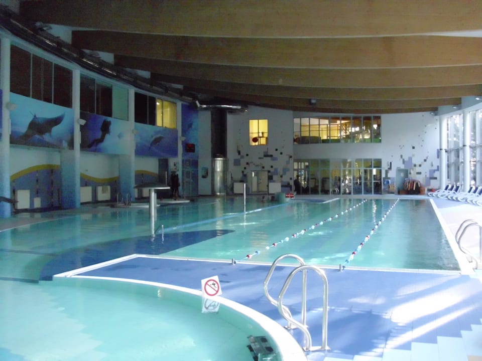 Schwimmbad Hotel Senator