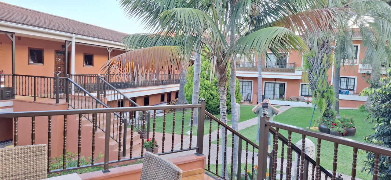 Gartenanlage Apartments Ambassador