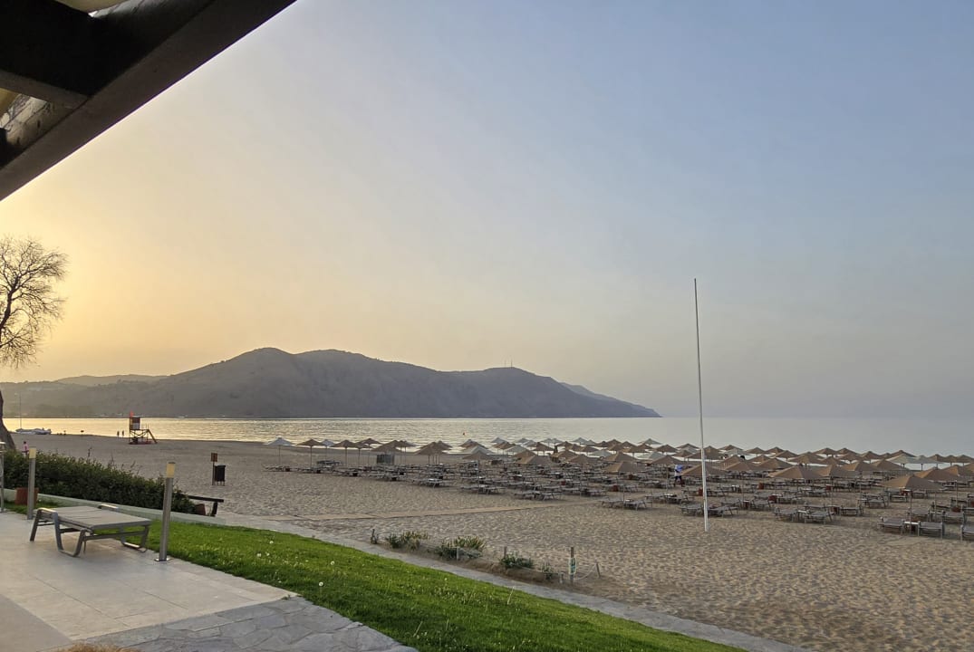 Strand Pilot Amphora Boutique Hotel