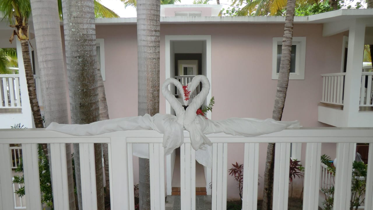 Nette Geste der Zimmerfrau Playabachata Hotel