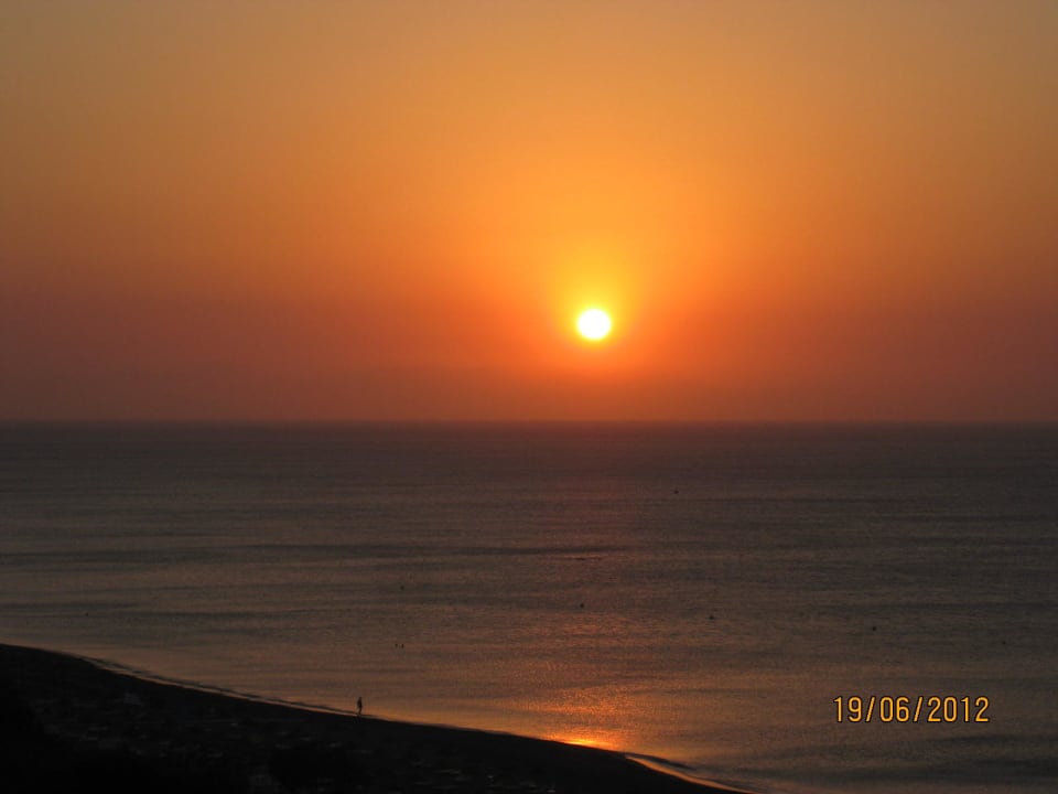 Sonneaufgang  Hotel Calypso Beach