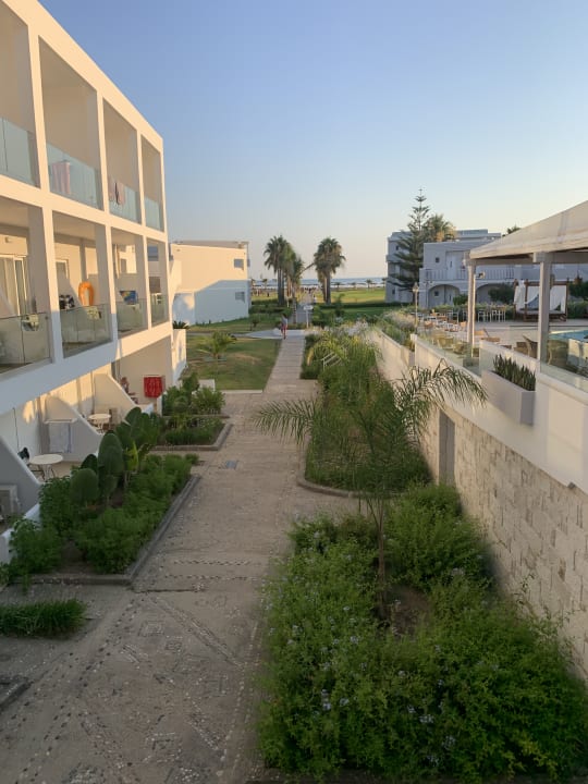 Gartenanlage Delfina Tropic Beach