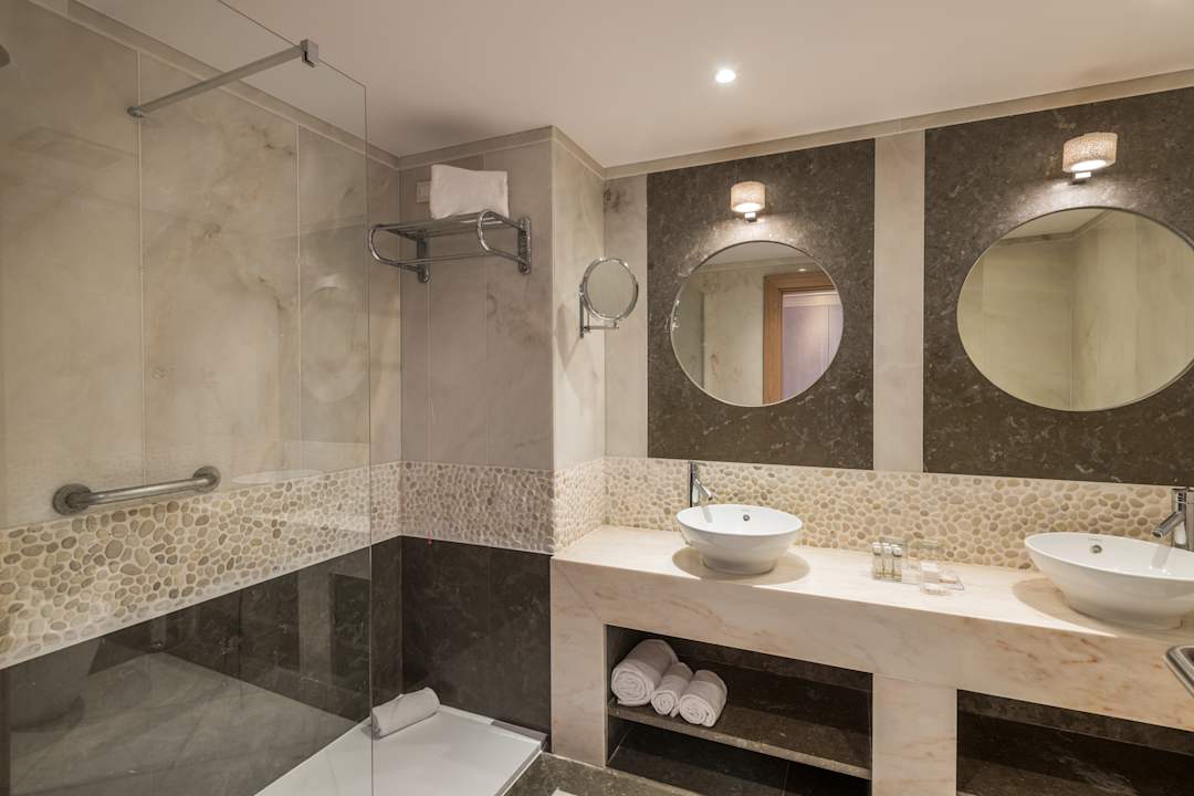 Zimmer Sesimbra Oceanfront Hotel