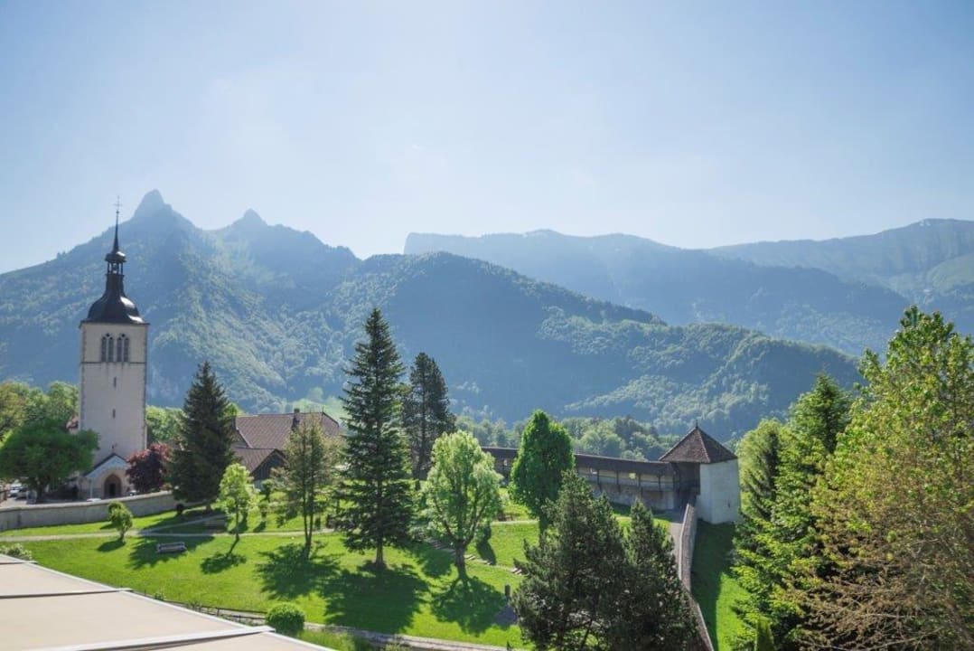 Vue de la terrace de la Grand Salle Hostellerie St-Georges