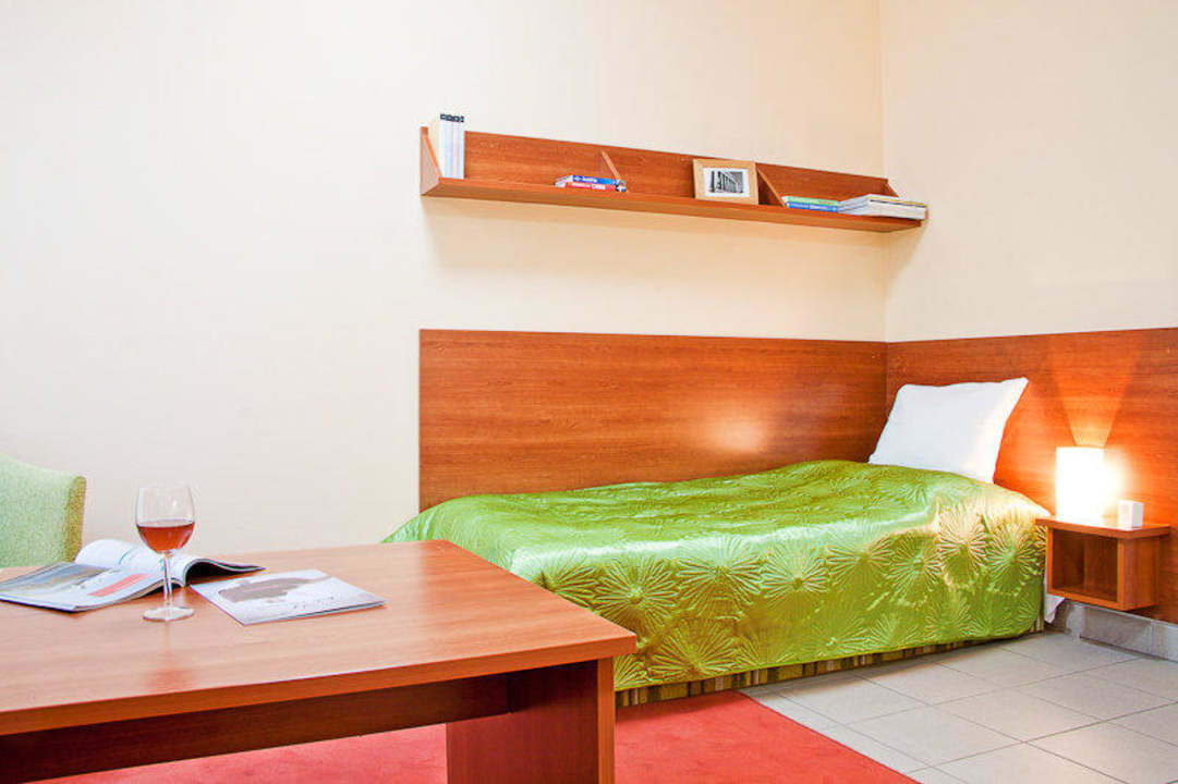 Single standard apartment Apartments My Home