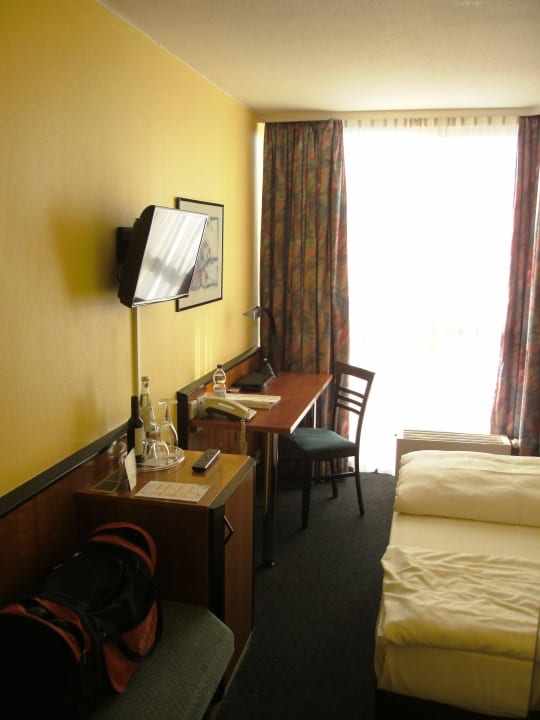 Arbeitsmöglichkeit ACHAT Hotel Stuttgart Airport Messe