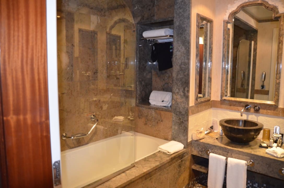 Zimmer Grande Real Villa Italia