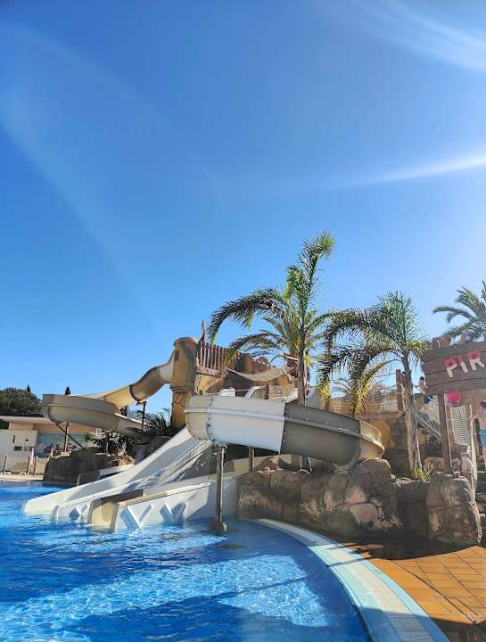 Pool Costa Encantada Resort & Suites