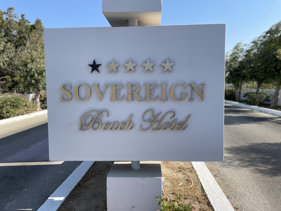 Außenansicht Sovereign Beach Hotel