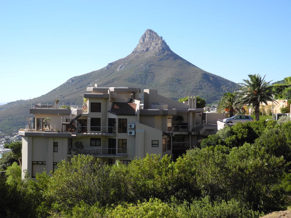 Ezard Hous mit Lions Head im Hintergrund Guest House Ezard House