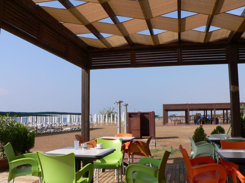 Strandbar Hane Family Resort