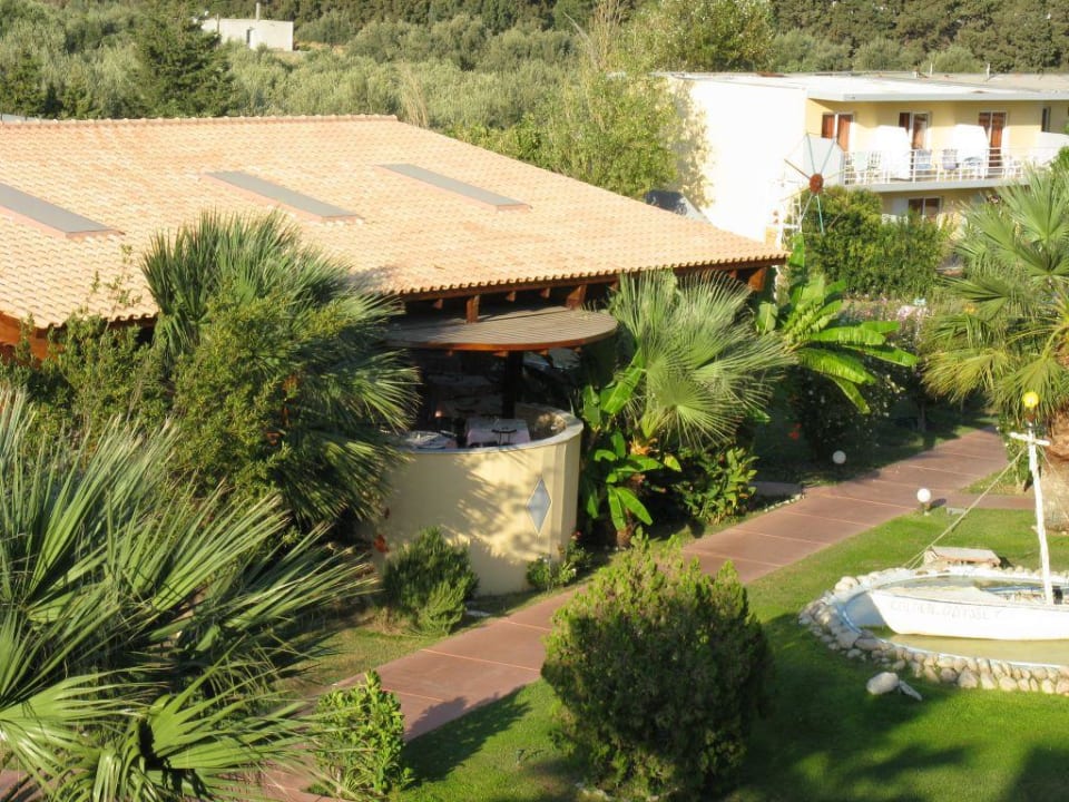 Ausblick vom Balkon zum Restaurant Hotel Golden Odyssey