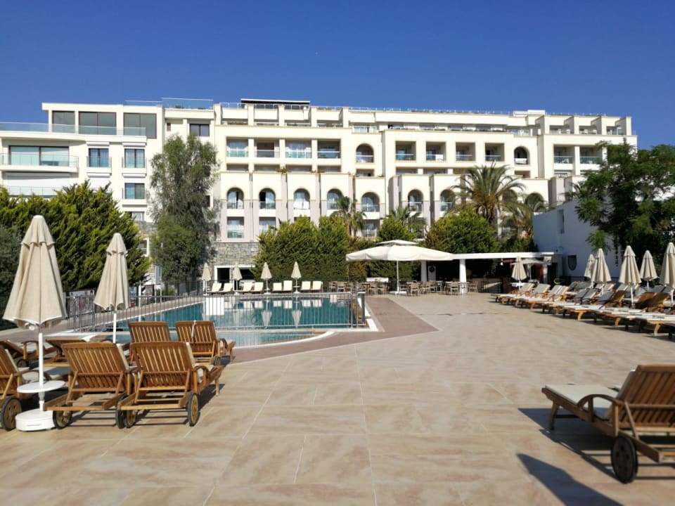 Pool Royal Asarlik Beach Hotel