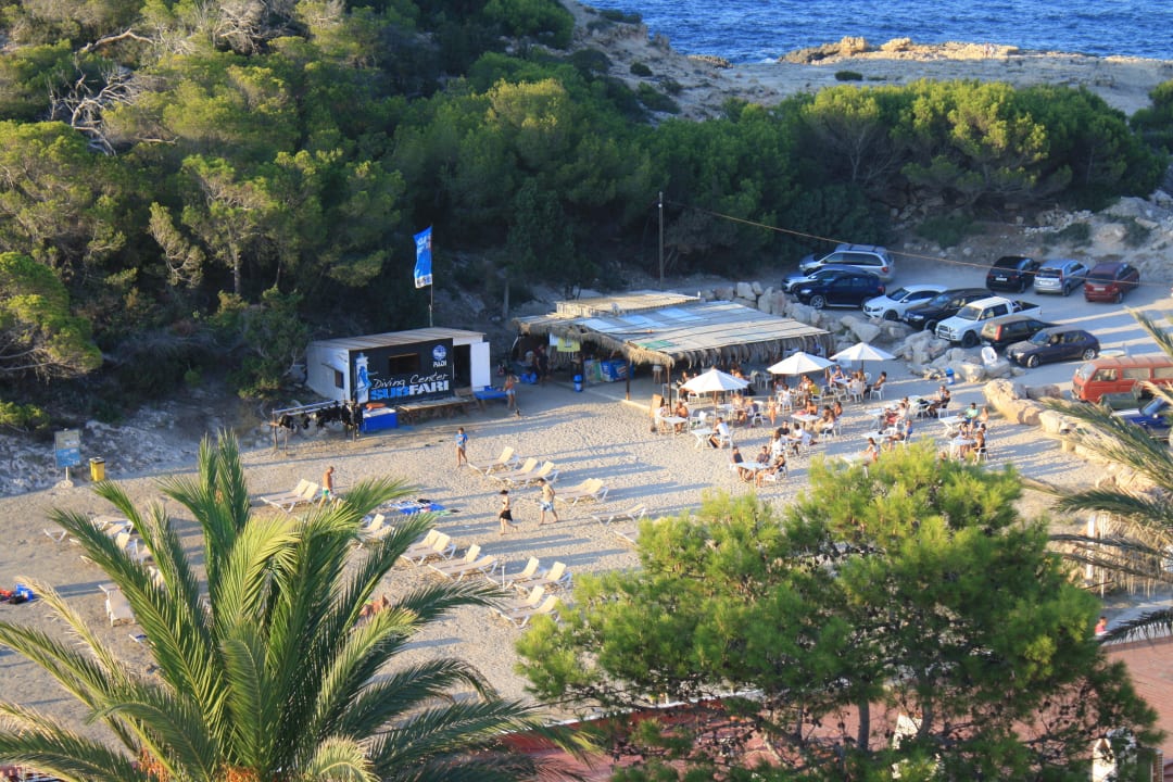 Blick von der Dachterrasse Barceló Portinatx - Adults only