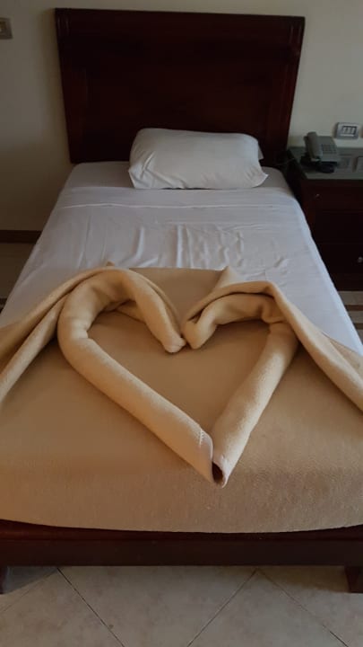 Zimmer Imperial Shams Abu Soma