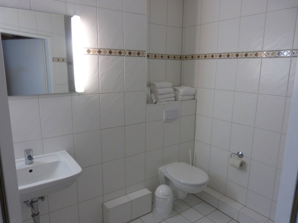 Apartmenthaus am Dorfplatz  Ferienwohnungen Ferienpark Weissenhäuser Strand