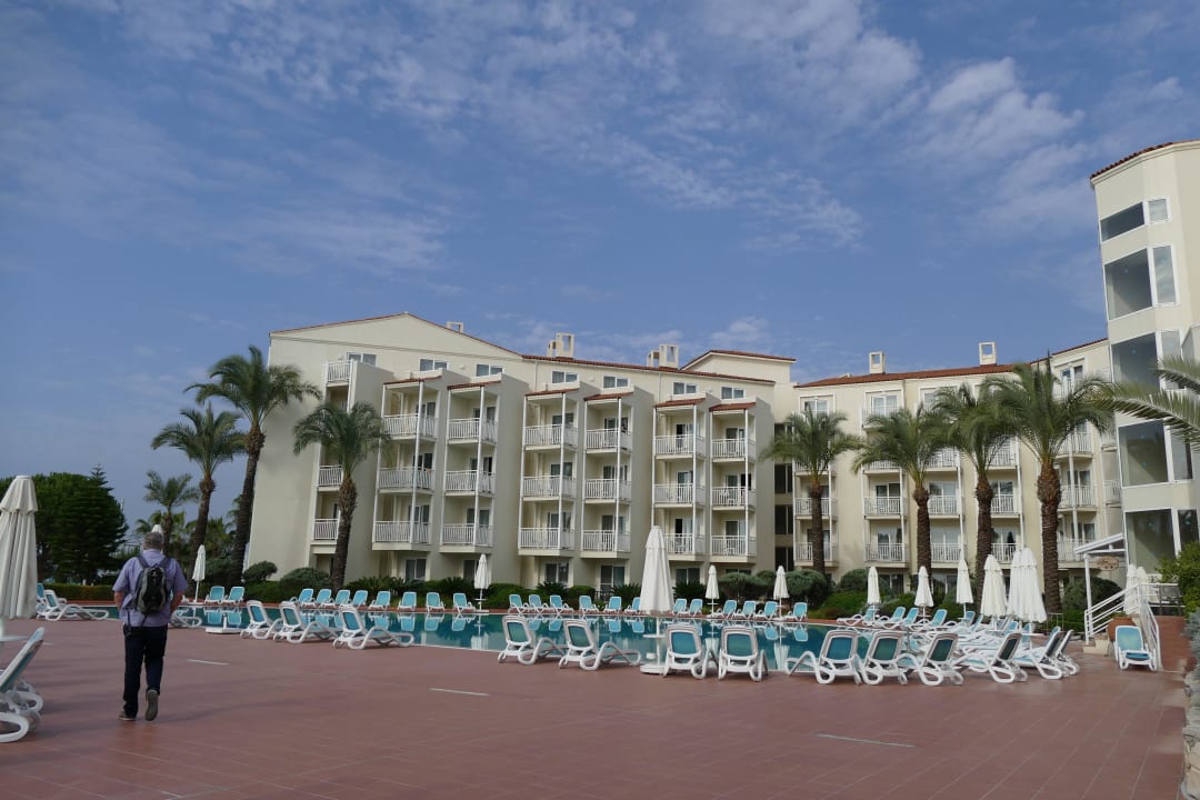 Blick auf das Hotel PALOMA Perissia