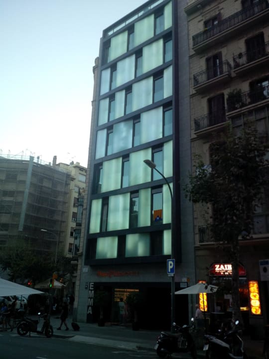 Das Hotel am Abend Allegro Barcelona
